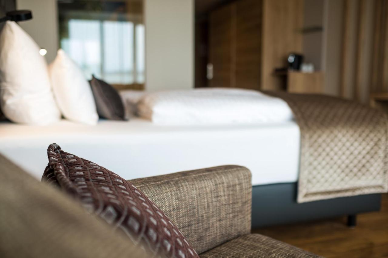 Rebhan'S Business Und Wellness Hotel Neukenroth Bagian luar foto