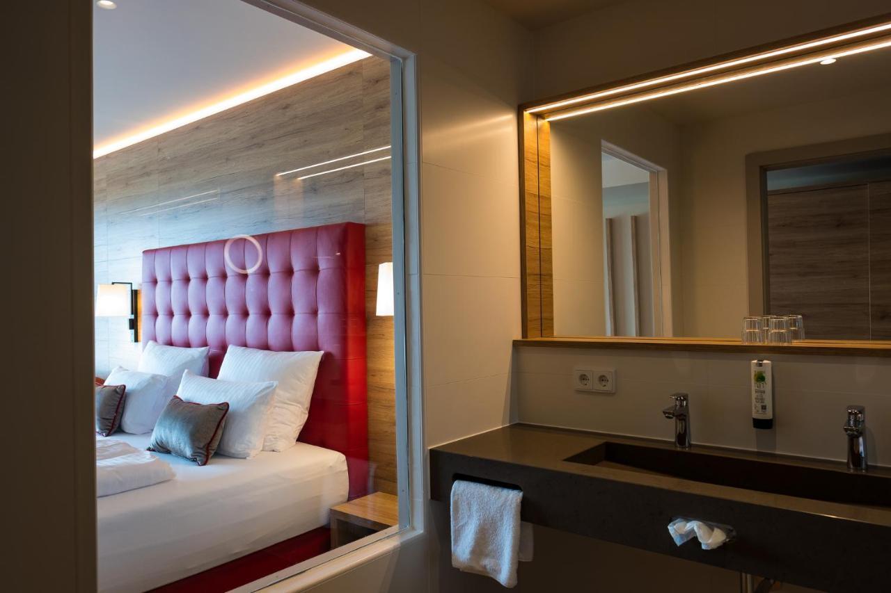 Rebhan'S Business Und Wellness Hotel Neukenroth Bagian luar foto