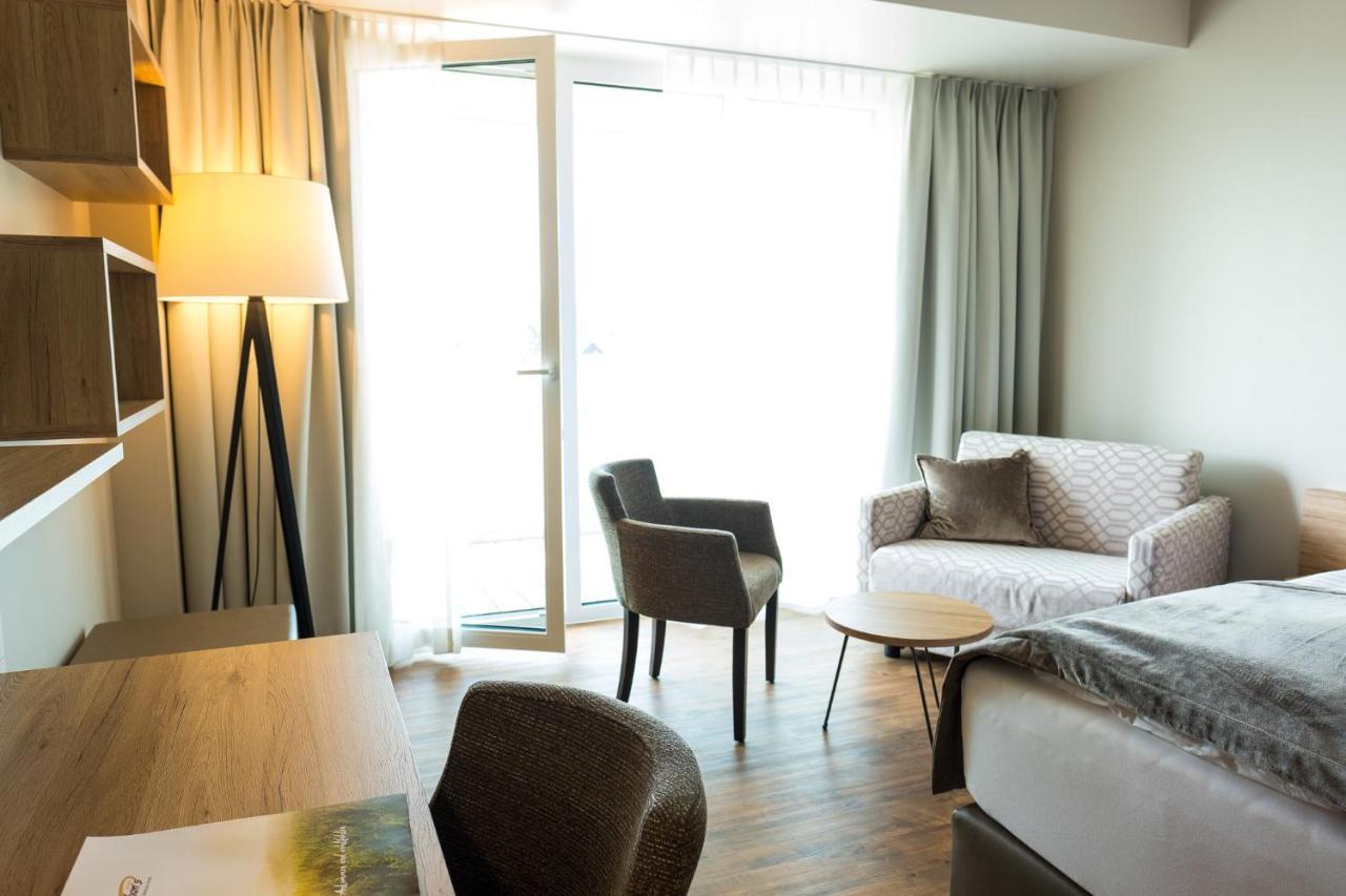 Rebhan'S Business Und Wellness Hotel Neukenroth Bagian luar foto