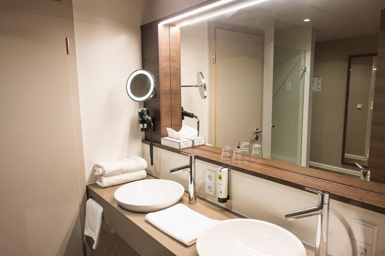 Rebhan'S Business Und Wellness Hotel Neukenroth Bagian luar foto