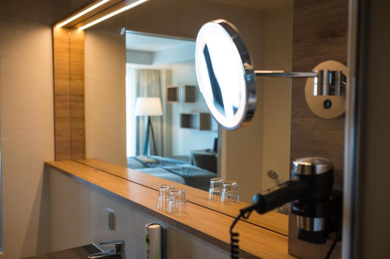 Rebhan'S Business Und Wellness Hotel Neukenroth Bagian luar foto