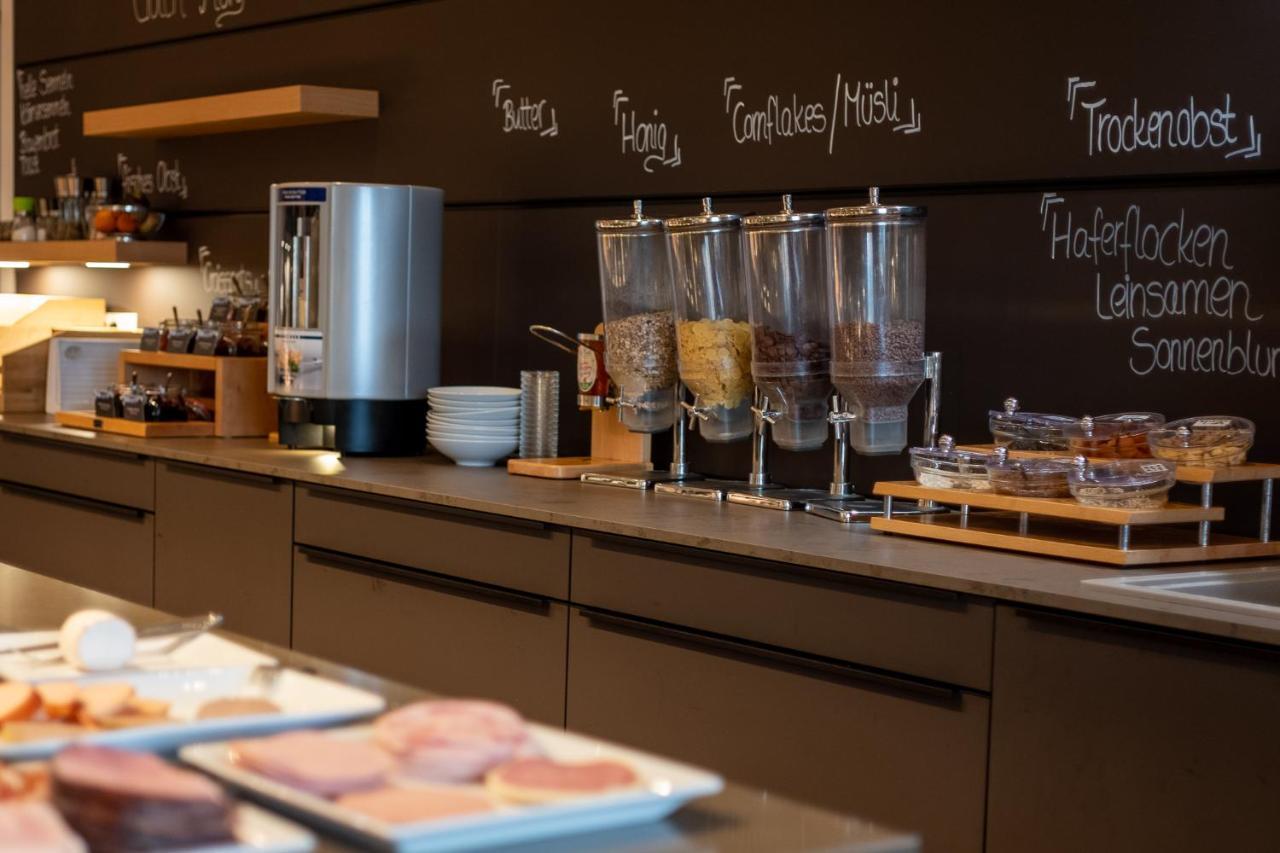Rebhan'S Business Und Wellness Hotel Neukenroth Bagian luar foto