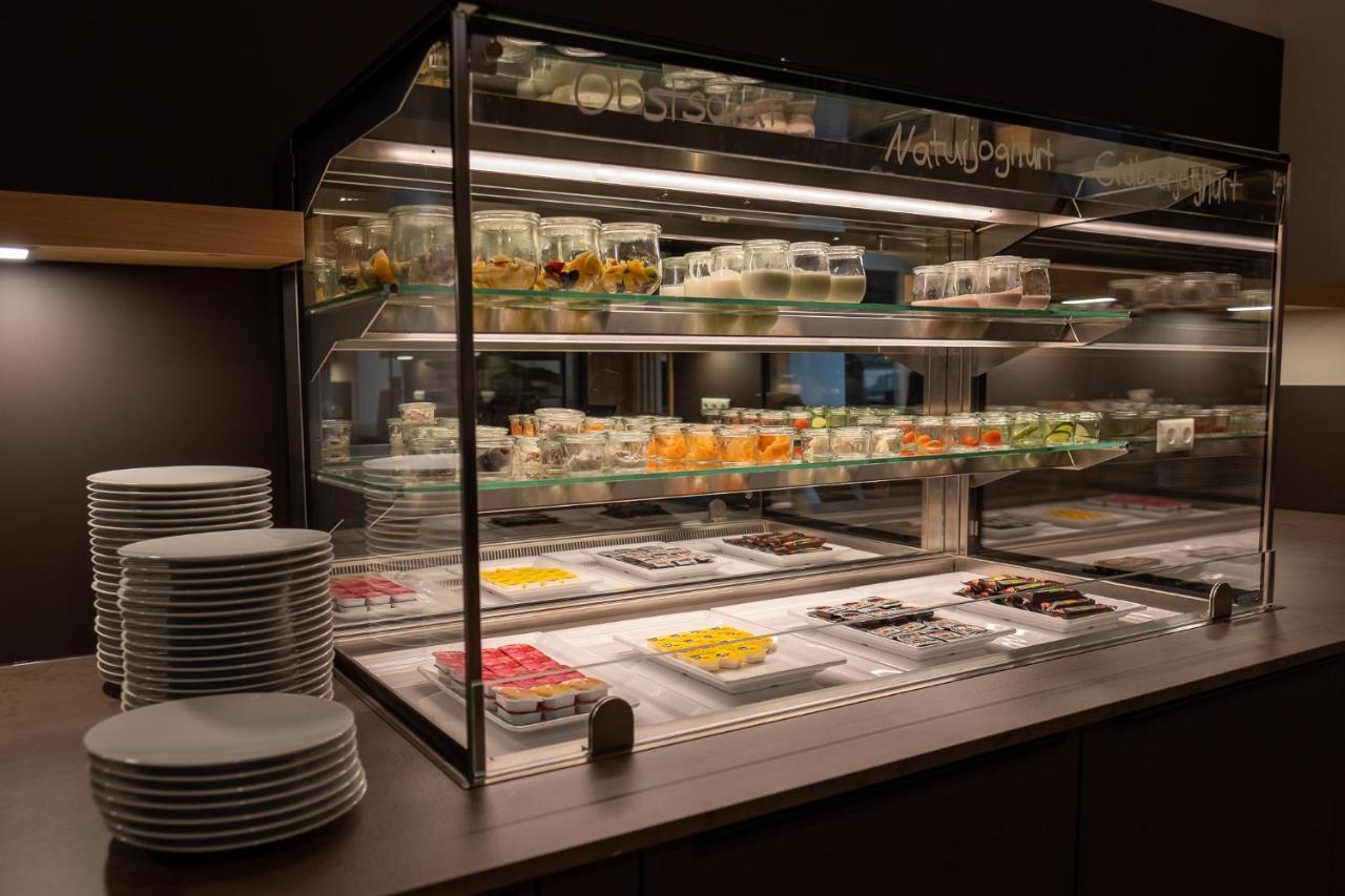 Rebhan'S Business Und Wellness Hotel Neukenroth Bagian luar foto